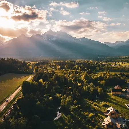 アパート Valentina Luxury In High Tatras ヴェルカー・ロムニツァ